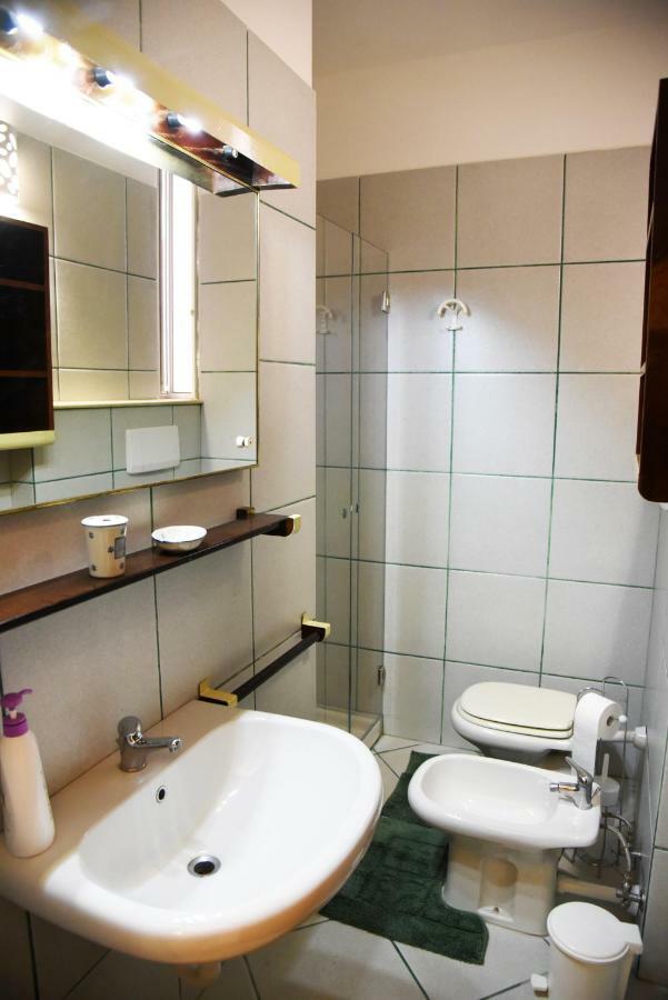 B&B Al Vecchio Glicine Torre Canne Exterior foto